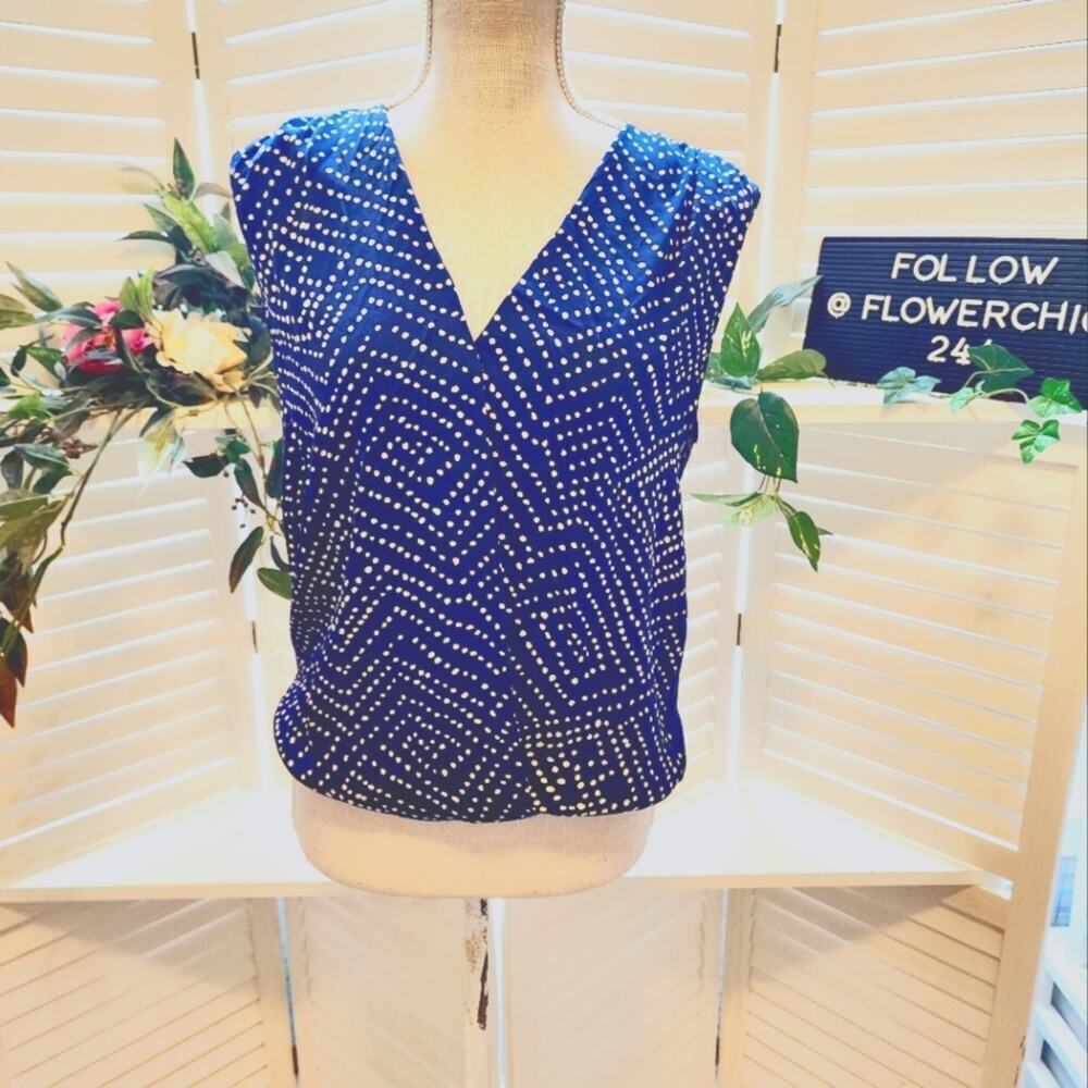 DIANE VON FURSTENBERG NAVY POLKA DOT BLOUSE SMALL